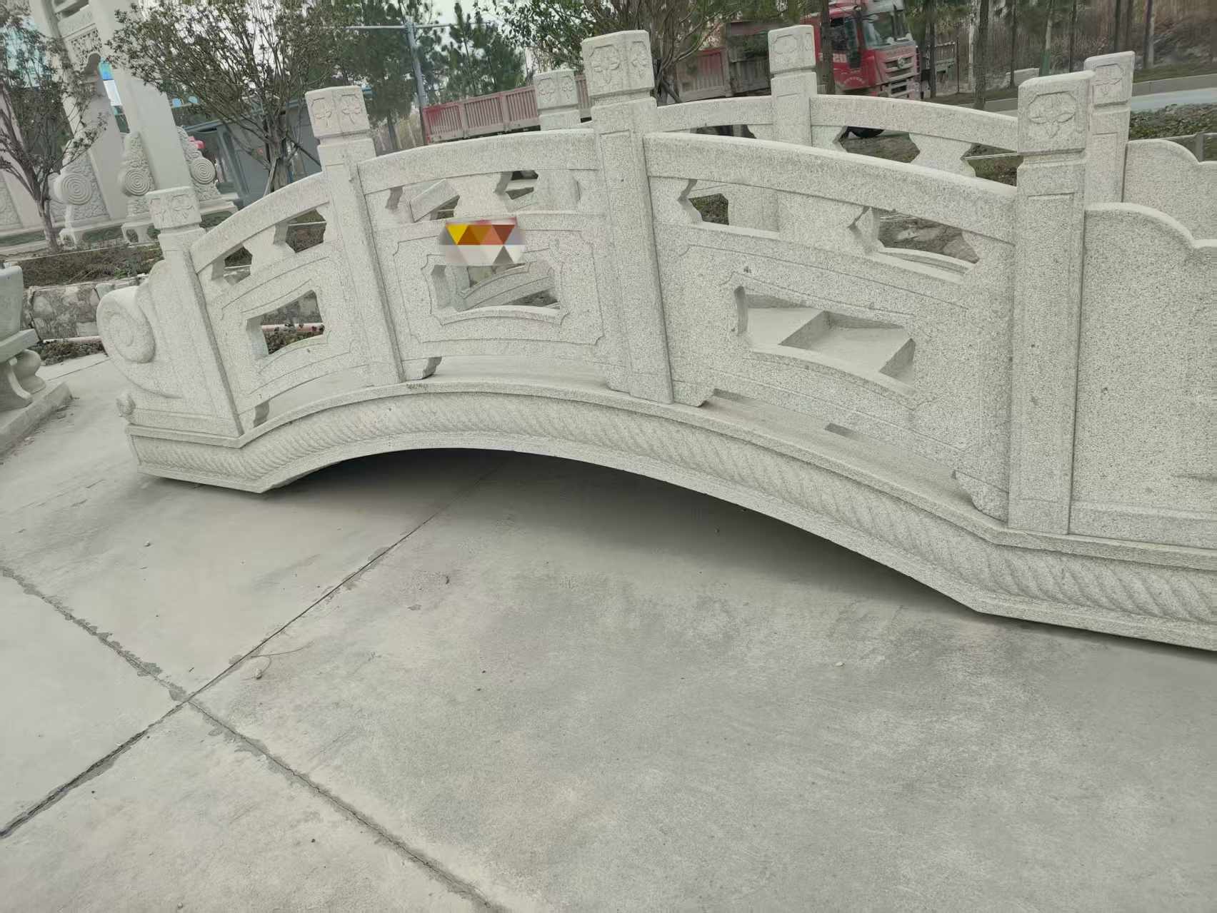 乌海芝麻白拱桥，石桥