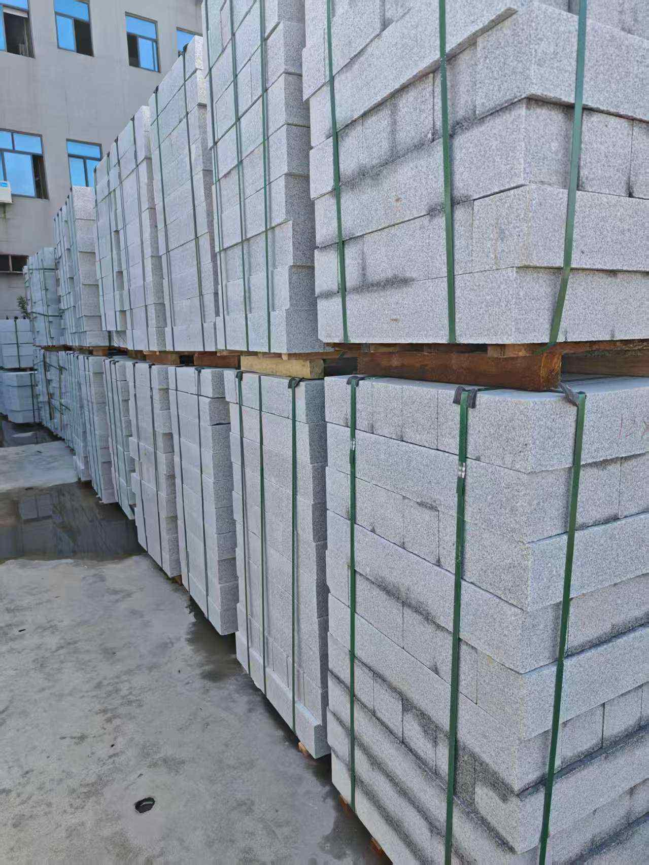 乌海芝麻白路牙石，路侧石