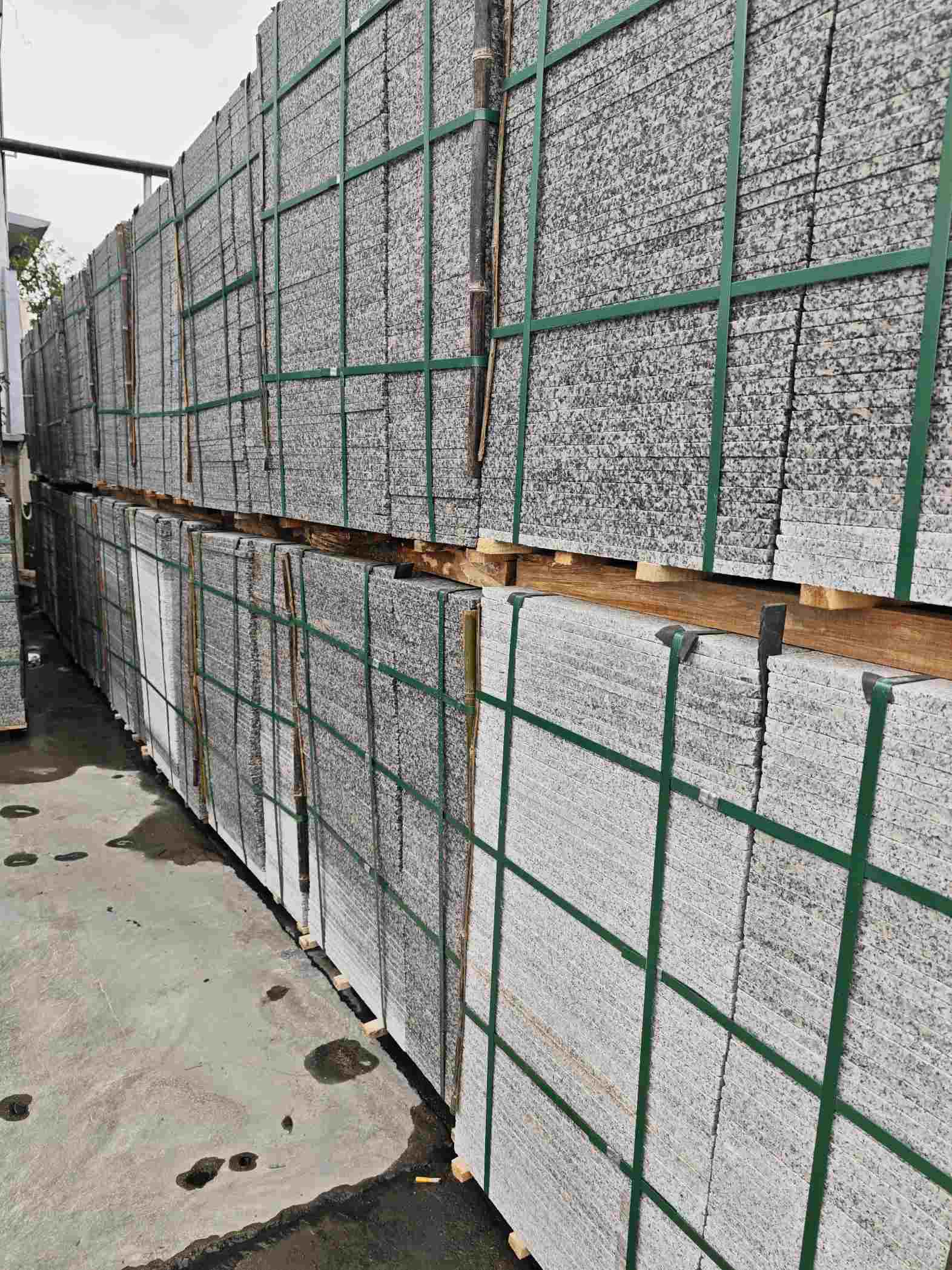 乌海芙蓉白地铺石，石材地铺石