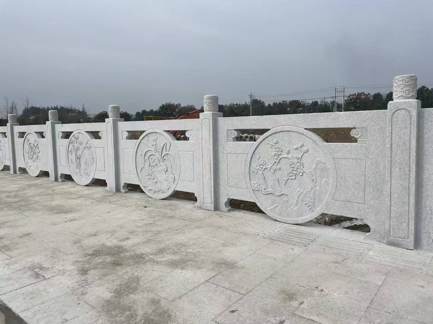 乌海芝麻白河道栏杆 石材栏杆